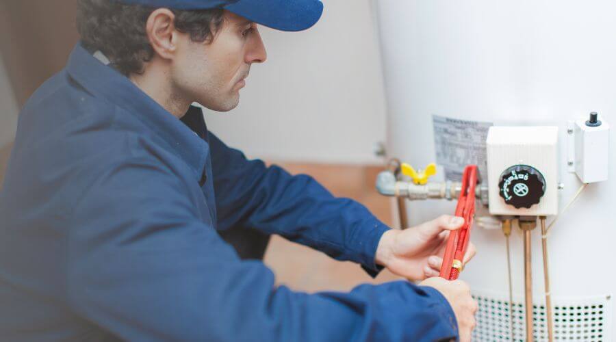 Local tankless water heater installation in Portageville, MO